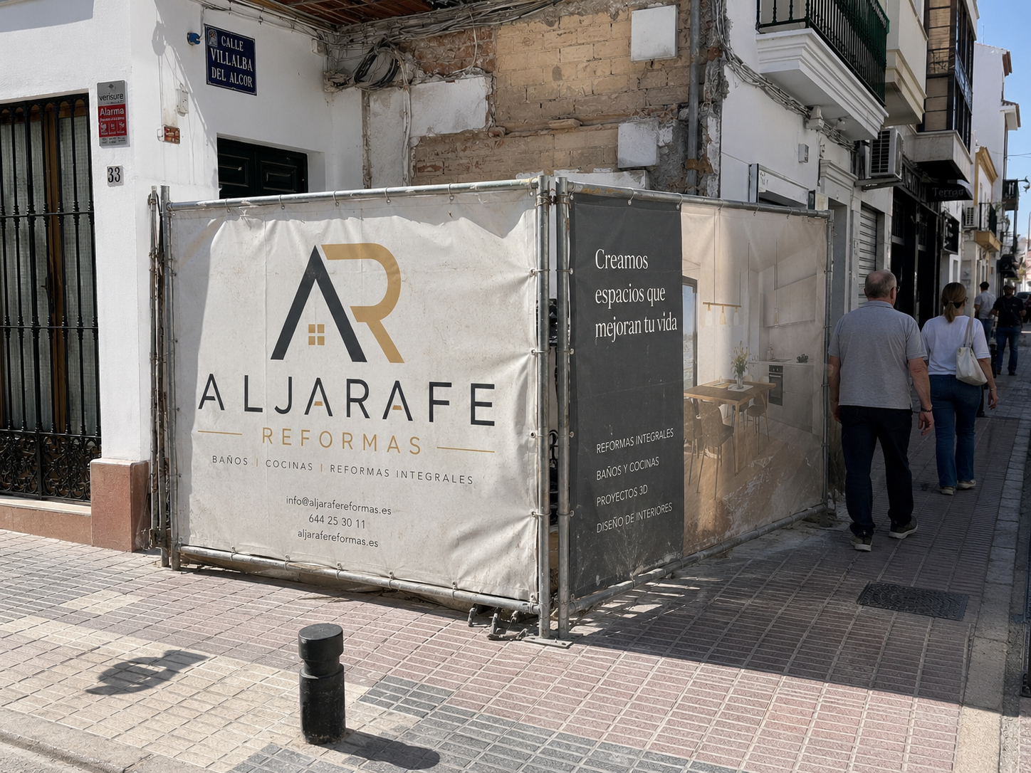Container señalizado en el Aljarafe